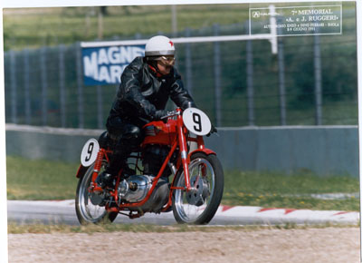 MM  SS250.SS